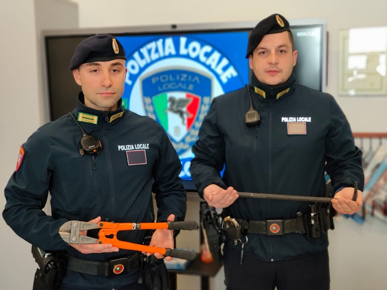 Furti nei cimiteri della Bassa Bergamasca: arrestato il presunto colpevole
