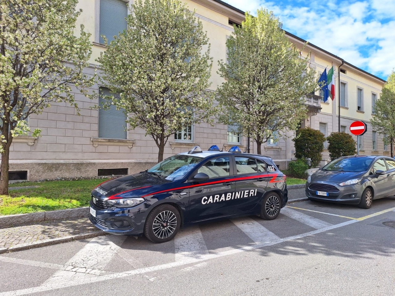 Rissa tra ragazzi in palestra: ferito un 12enne con un coltello