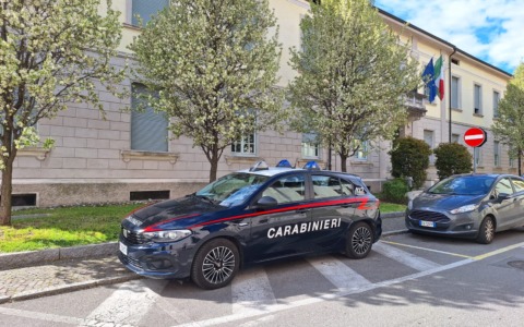 Rissa tra ragazzi in palestra: ferito un 12enne con un coltello