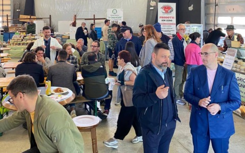 Inaugurato a Covo il “Barco Mercato”, un nuovo spazio per i produttori locali