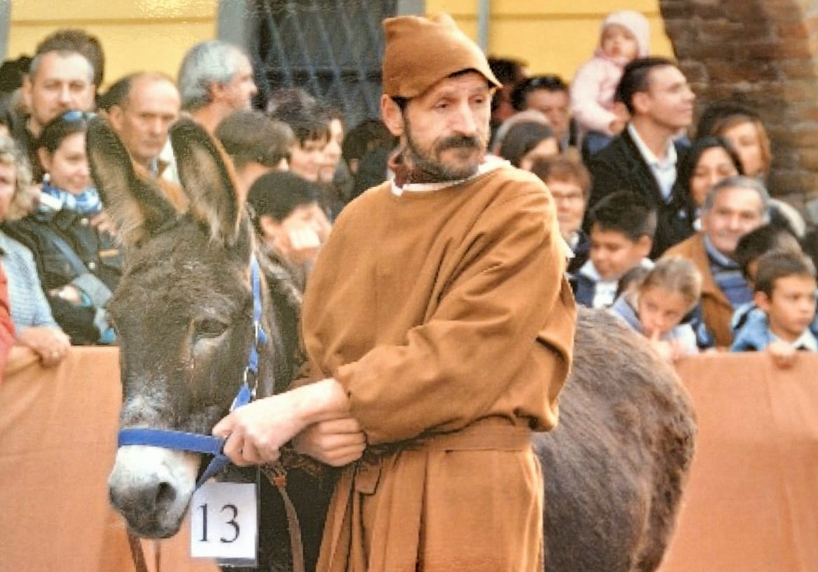 Addio a Giacomo Moioli, storico fantino del Palio dei Cantù