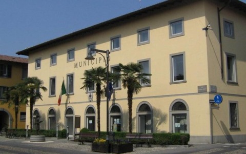 Calcinate, opposizione critica l’avanzo di 1,6 milioni nel rendiconto