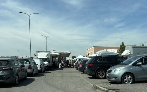 Mercato non autorizzato ad Antegnate, la minoranza critica: “Disagi e mancanza di controlli”