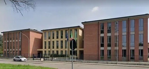Situazione critica per Ikaros: stipendi non pagati e scuole a rischio sciopero