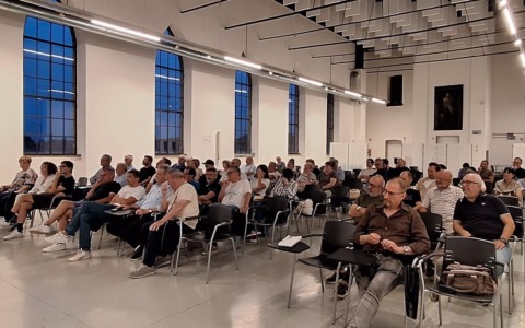 Amministrazione e associazioni: il centro sportivo al centro del dibattito