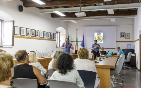 Cividate, incontro su truffe agli anziani e bullismo: informare per prevenire