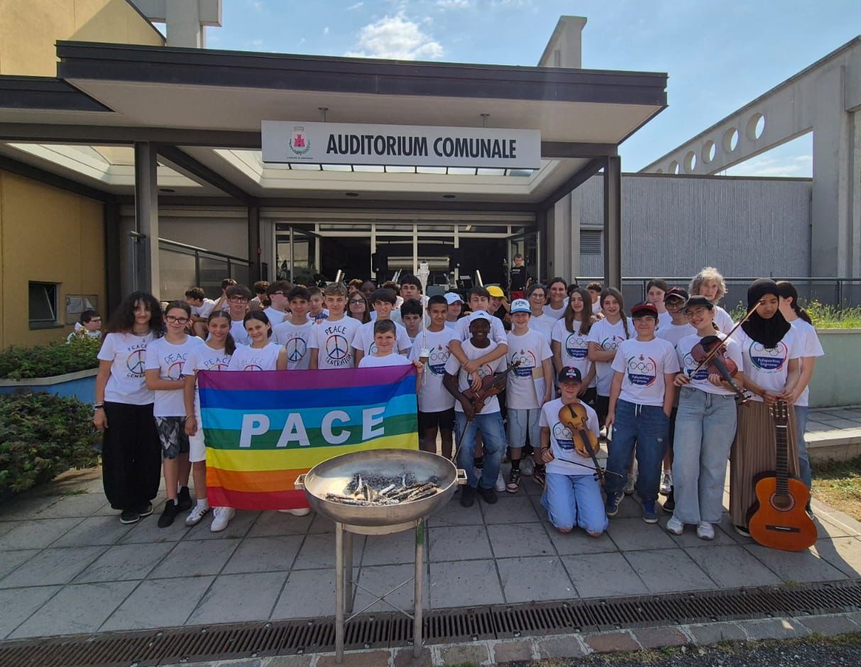 La fiamma olimpica illumina Urgnano grazie agli studenti delle medie