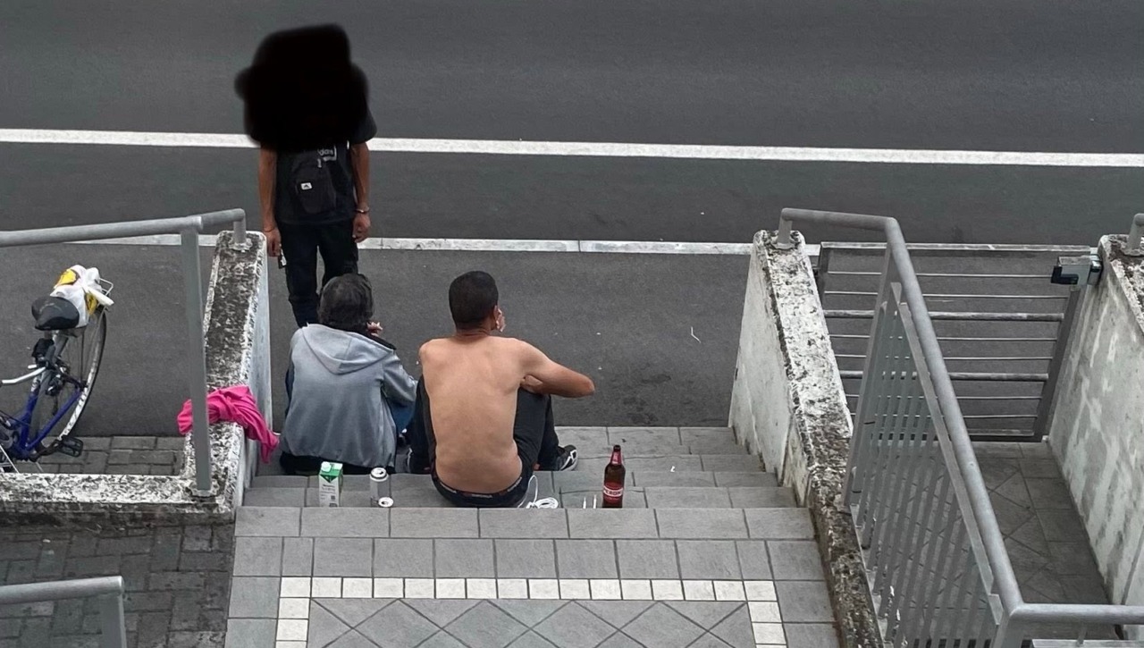 Viale Montecatini a Romano: degrado e abusivismo persistono