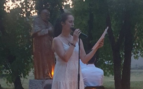 “Dialoghi Urbani – Il Papa e la Luna”: serata di parole e musica a Covo