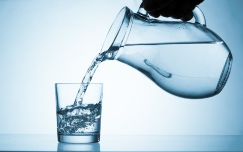 Limiti sui PFAS nell’acqua potabile: quattro Comuni bergamaschi superano i valori consentiti