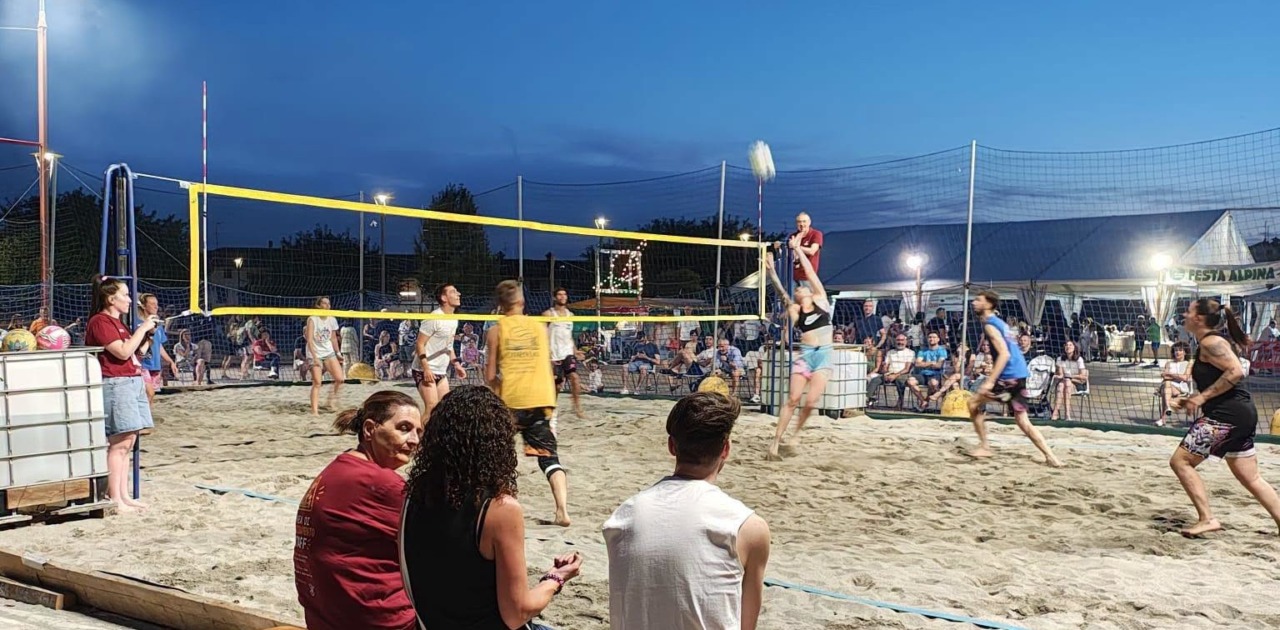 Romano celebra Renato Raniero: il memorial di Beach Volley anima la piazza